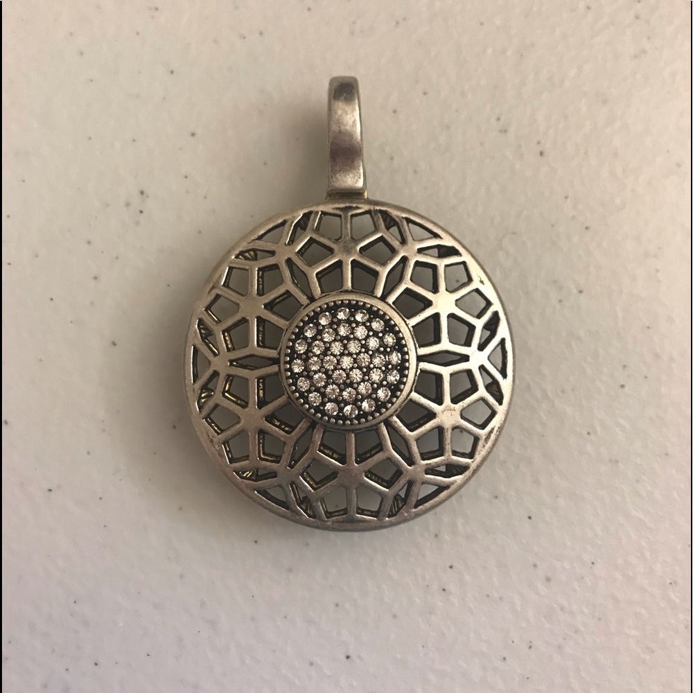 Premier Designs pendant